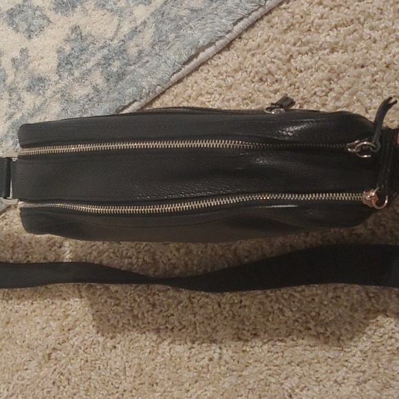 Longchamp camera bag - Picture 6 of 13